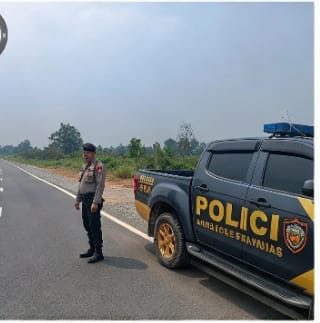 Jaga Wilayah Tetap Aman dari Karhutla,Polsek Selatan Sisir Lahan Gambut di Pangmilang.