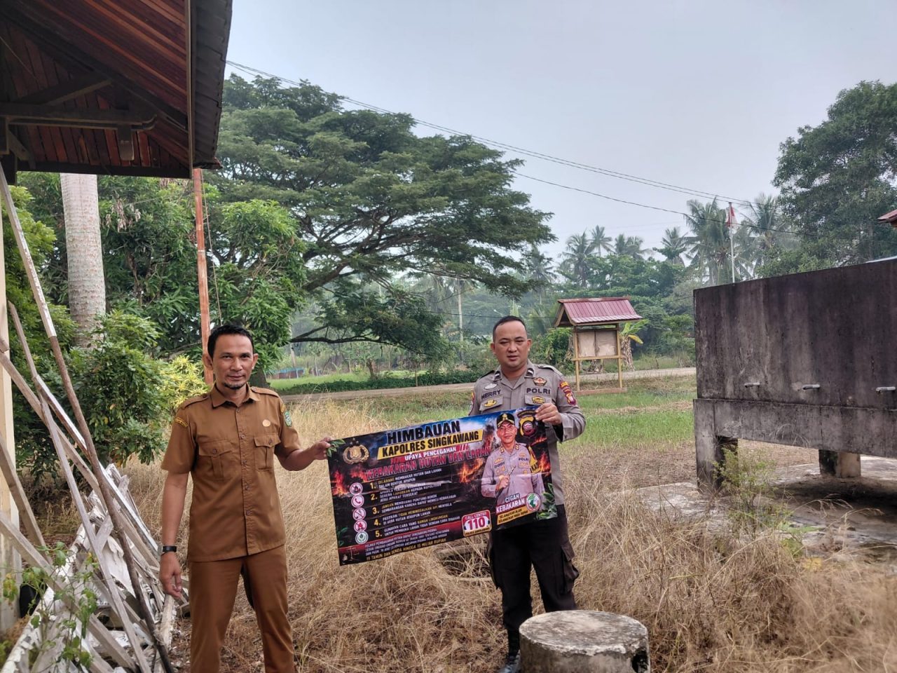 Melalui Bhabinkamtibmas, Polres Singkawang Tingkatkan Kesadaran Warga Cegah Dampak Karhutla