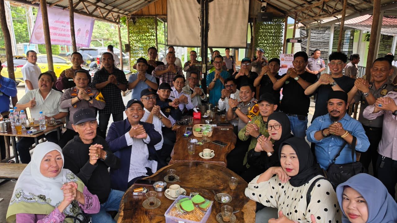 Polisi Kumpul Bersama Masyarakat, Kapolres Singkawang Buka Ruang Dialog Wujudkan Kota Aman Harmonis
