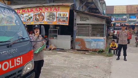 Inovasi Penling Dua Bahasa, Satbinmas Polres Singkawang Perkuat Kembali Pesan Kamtibmas
