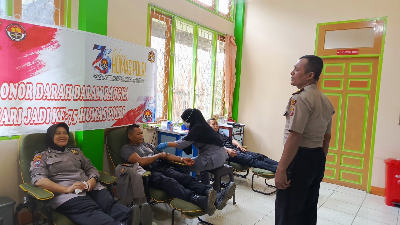Setetes Darah, Sejuta Harapan: Polres Singkawang Hadirkan Kepedulian di Hari Jadi Humas Polri ke-75