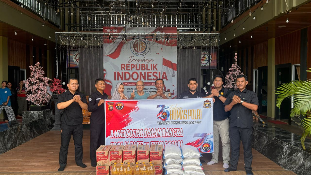 Hari Jadi Humas Polri ke-75, Sihumas Polres Singkawang Berbagi dan Tebar Kepedulian di Panti Jompo